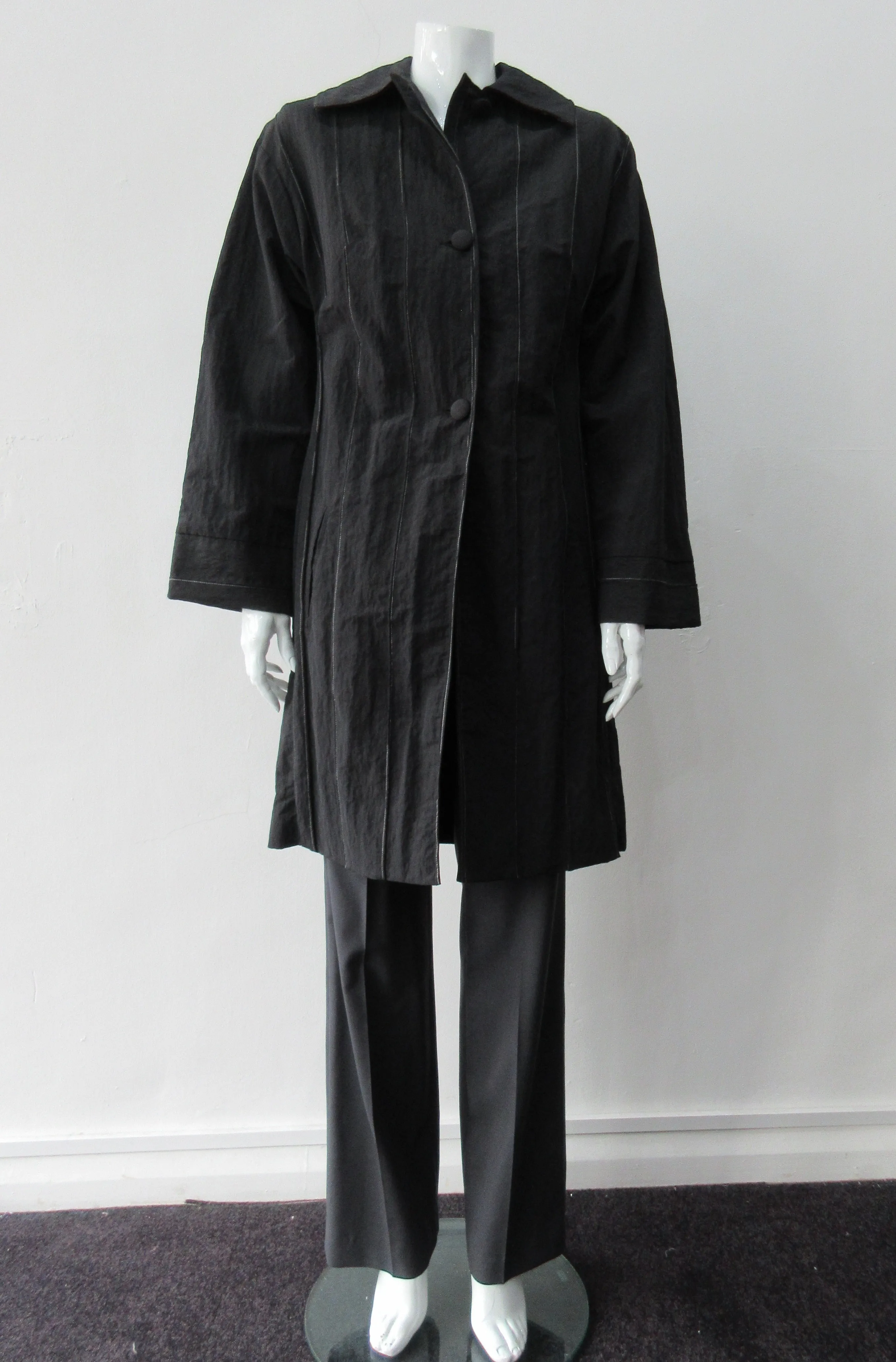 080803B -Black Coat