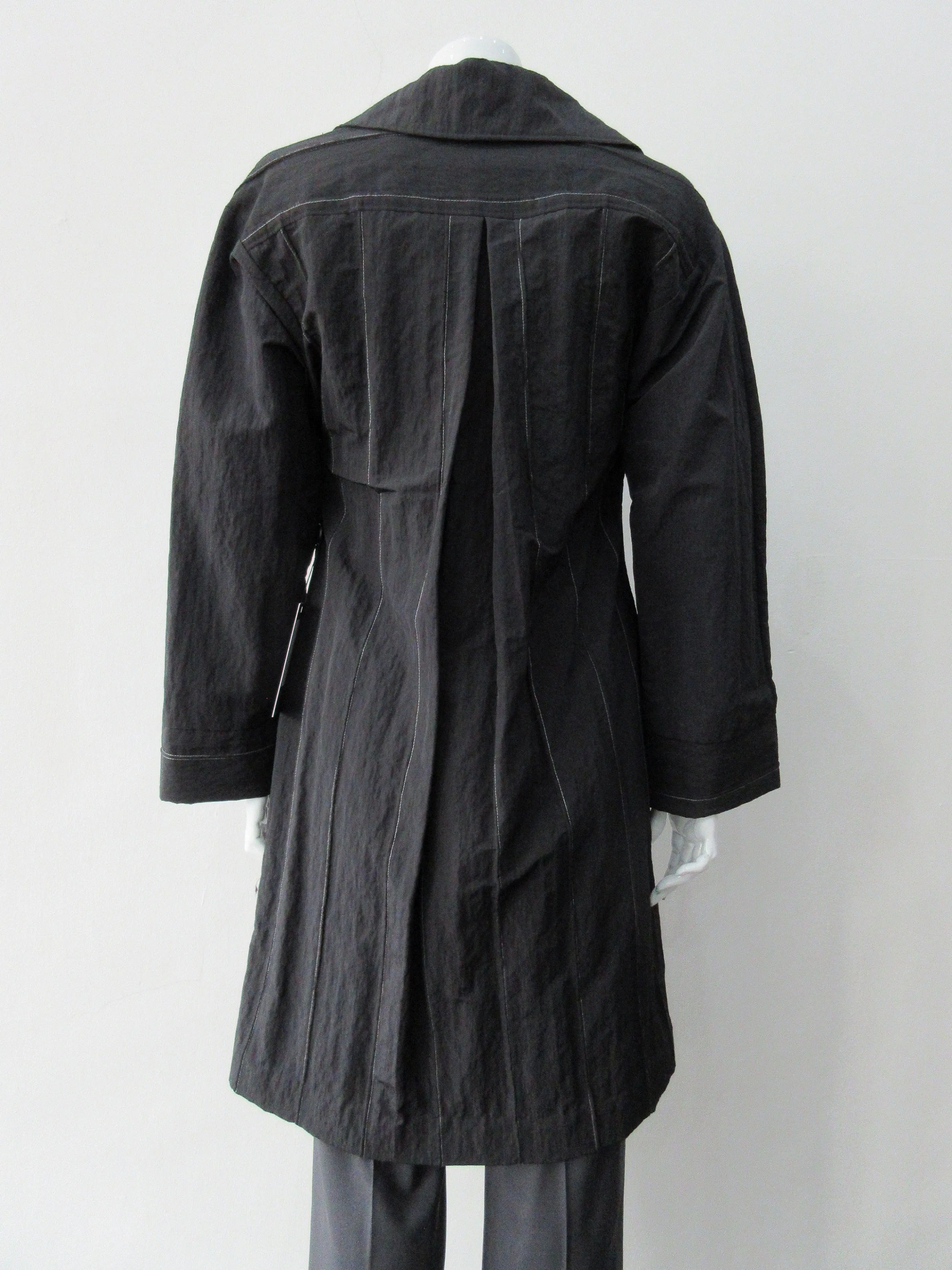 080803B -Black Coat