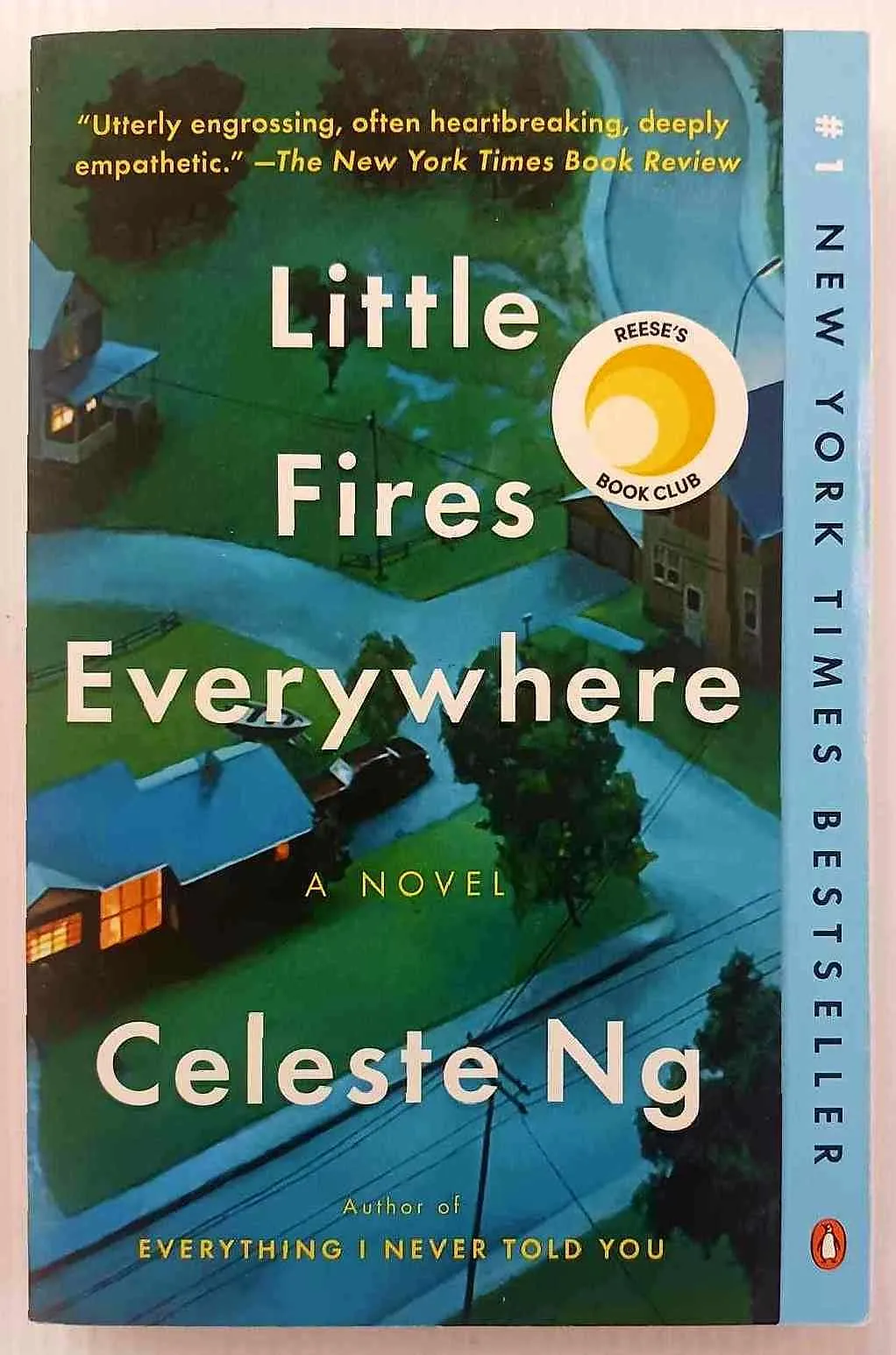 LITTLE FIRES EVERYWHERE - Celeste Ng