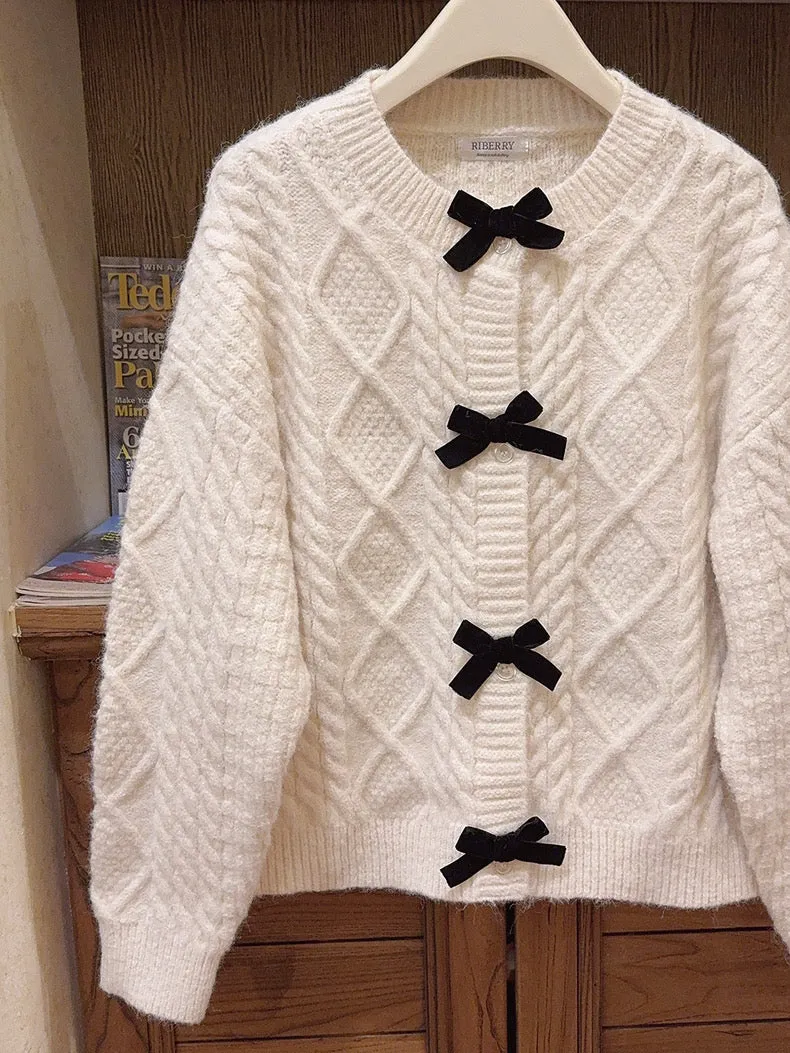 My dear lady classic knitting sweater cardigan